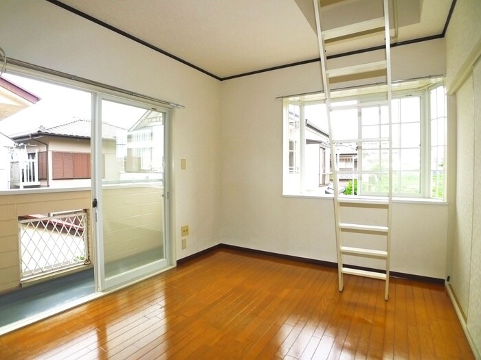 物件内観写真8　(居室)