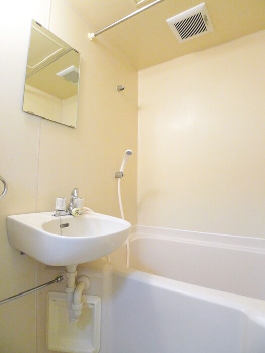 物件内観写真12　(バス／シャワールーム等)