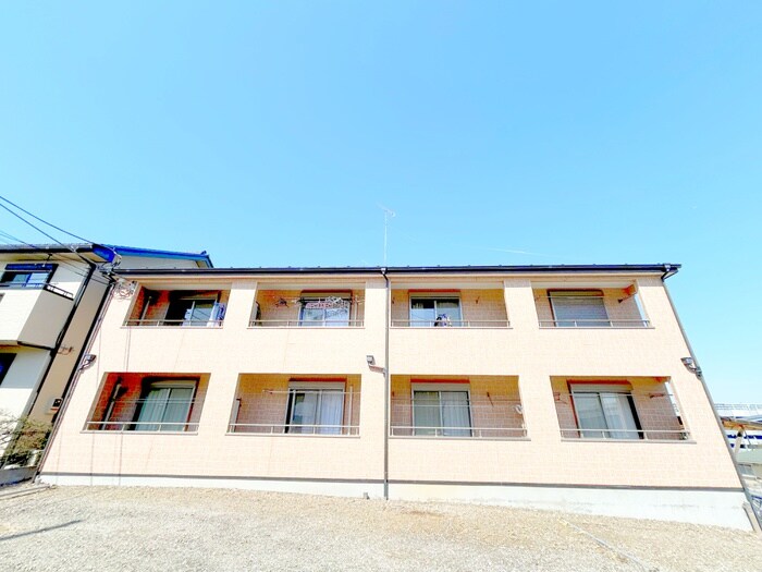 物件外観写真2　(外観写真)