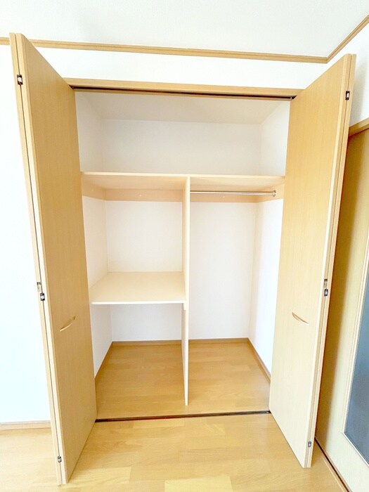 物件内観写真16　(収納)