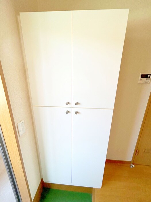 物件内観写真18　(靴箱)