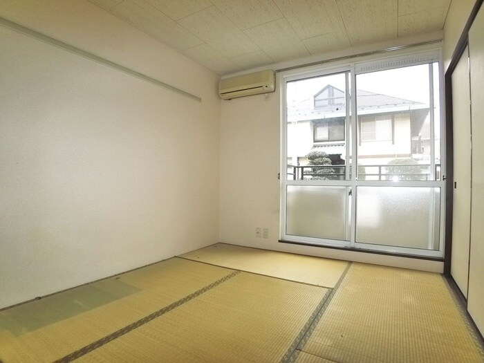 物件内観写真11　(居室)