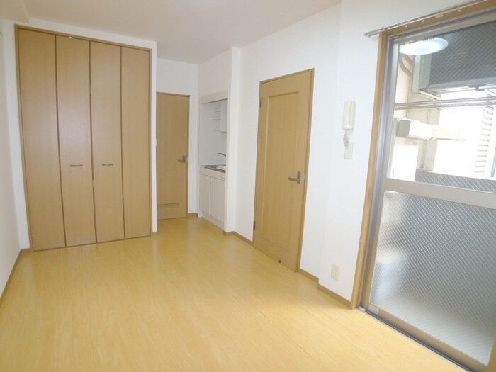 物件内観写真10　(居室)