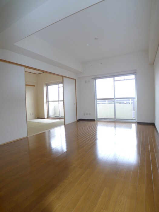 物件内観写真7　(ベランダ・バルコニー)