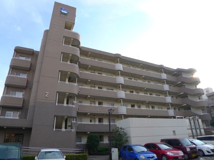 物件外観写真3　(駐車場)