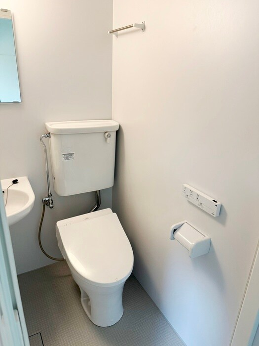 物件内観写真15　(トイレ)