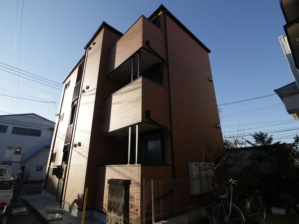 建築中
