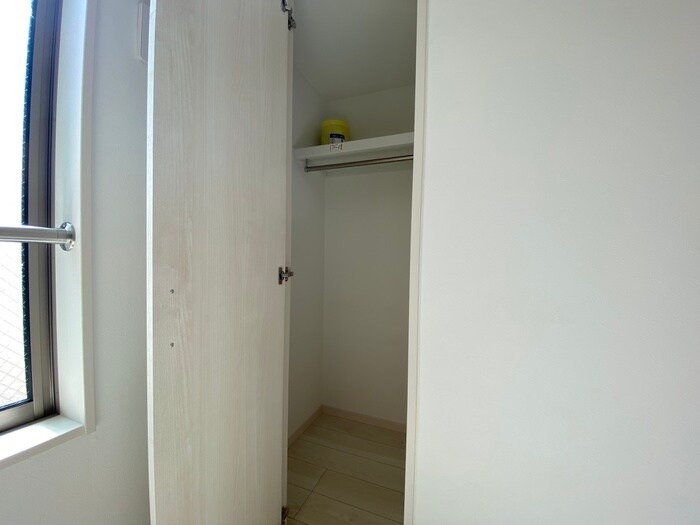 物件内観写真13　(収納)