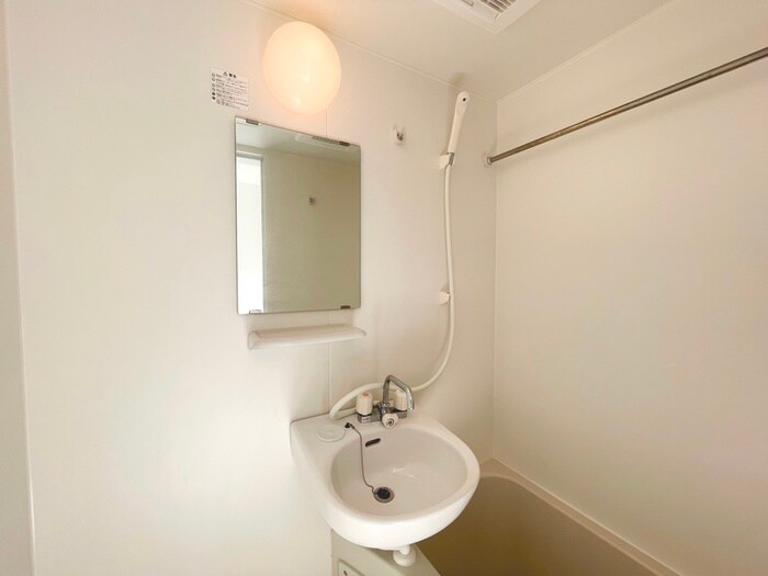 物件内観写真18　(洗面)