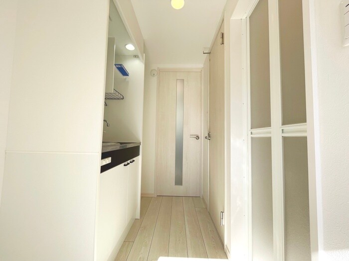物件内観写真19　(廊下)