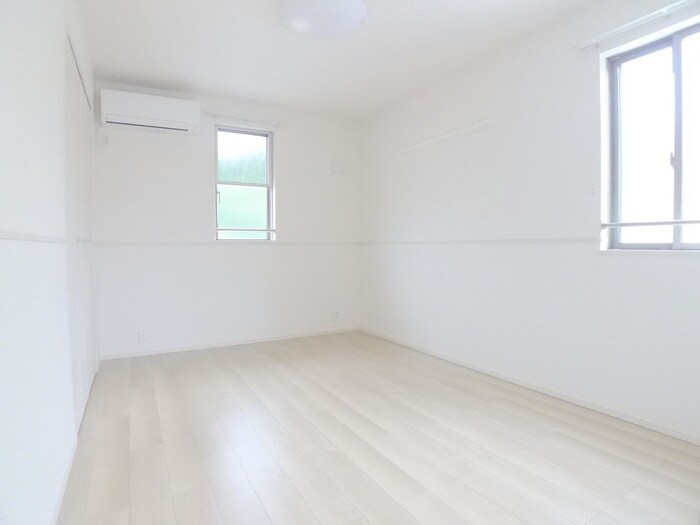 物件内観写真10　(居室)