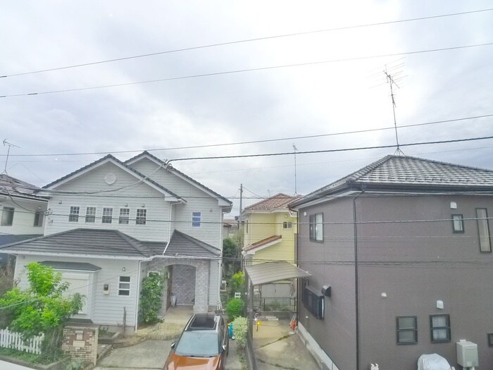 物件内観写真22　(室内からの展望)