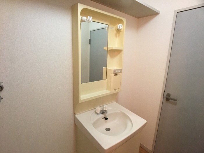 物件内観写真10　(洗面)