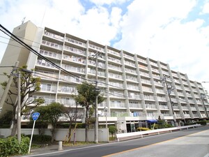 鹿島田セントラルマンション外観写真