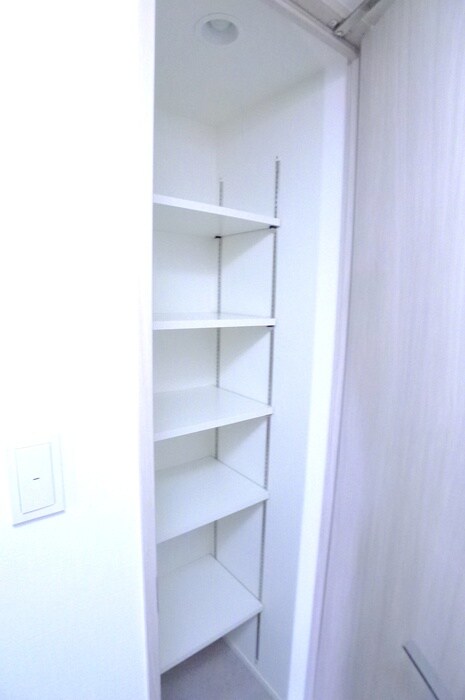 物件内観写真10　(靴箱)