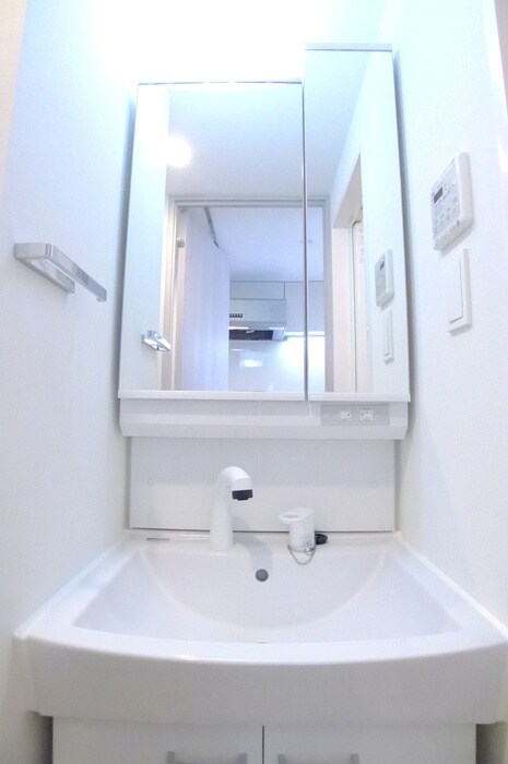 物件内観写真13　(洗面)