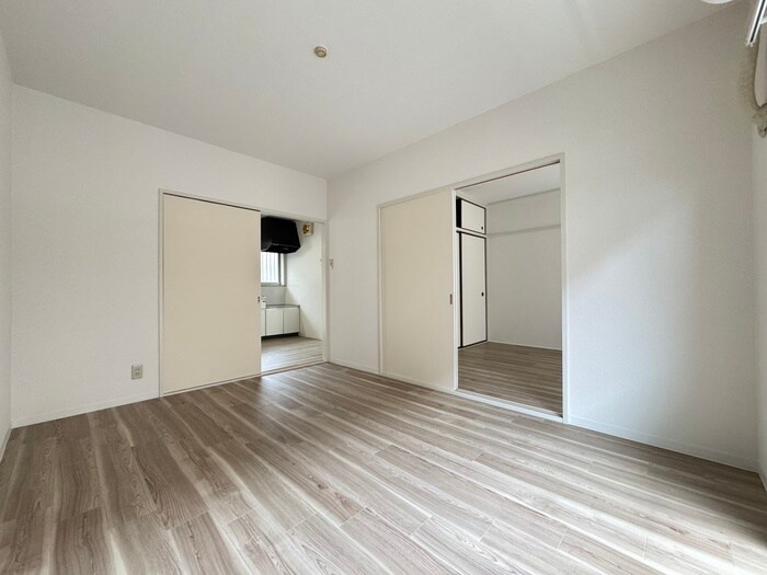 物件内観写真7　(居室)