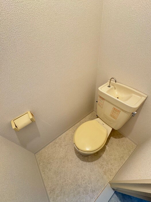 物件内観写真17　(トイレ)