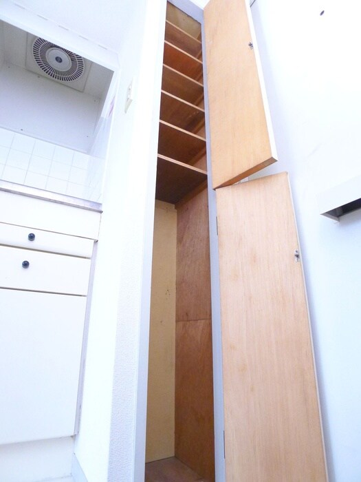 物件内観写真16　(靴箱)