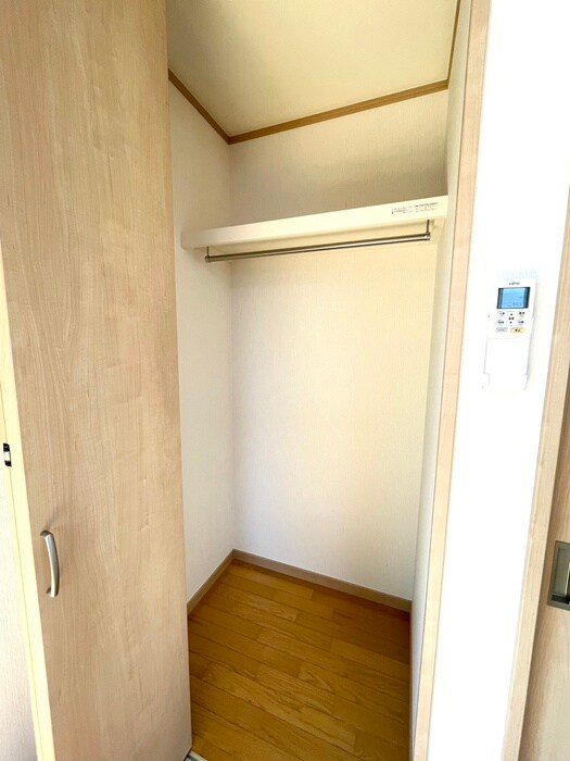 物件内観写真10　(収納)