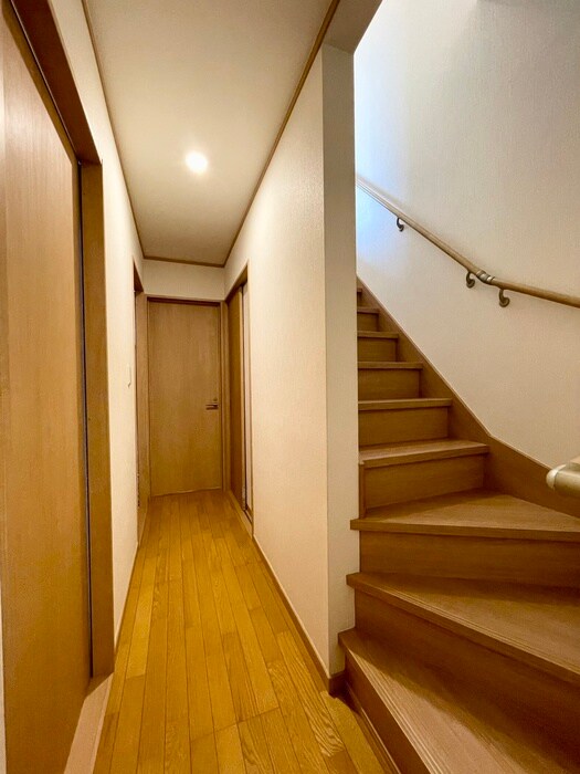 物件内観写真15　(廊下)