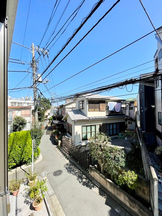 物件内観写真18　(室内からの展望)