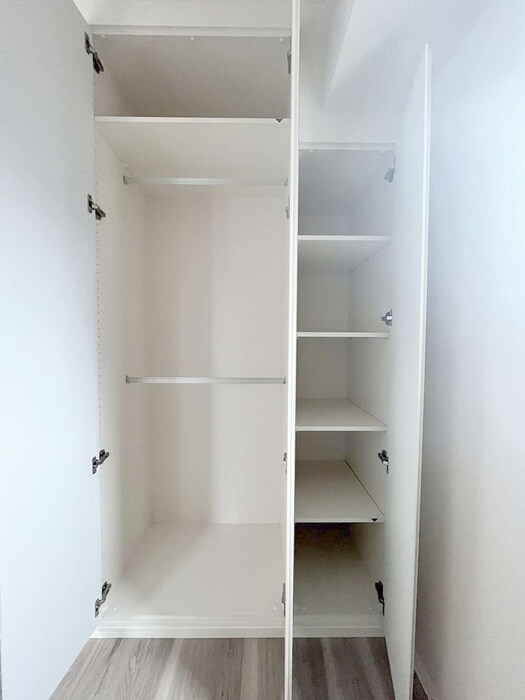 物件内観写真18　(収納)