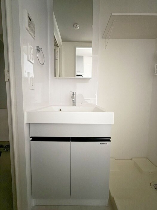 物件内観写真11　(洗面)