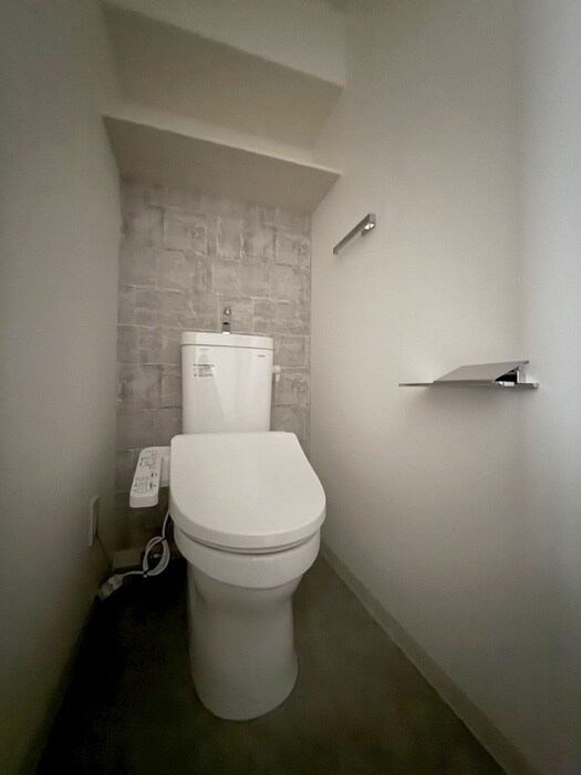 物件内観写真14　(トイレ)