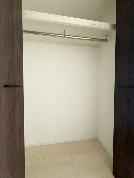 物件内観写真15　(収納)