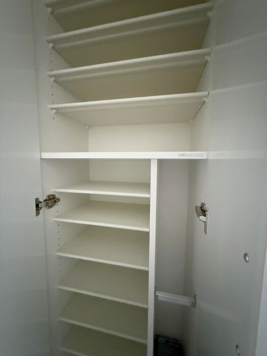 物件内観写真21　(靴箱)