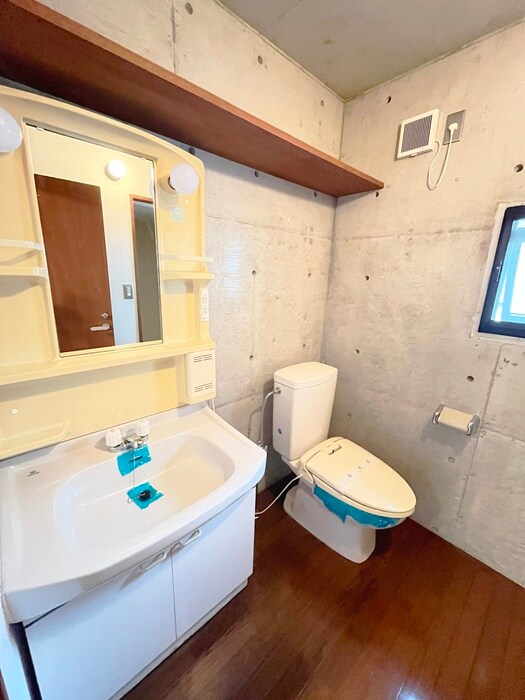 物件内観写真15　(洗面)