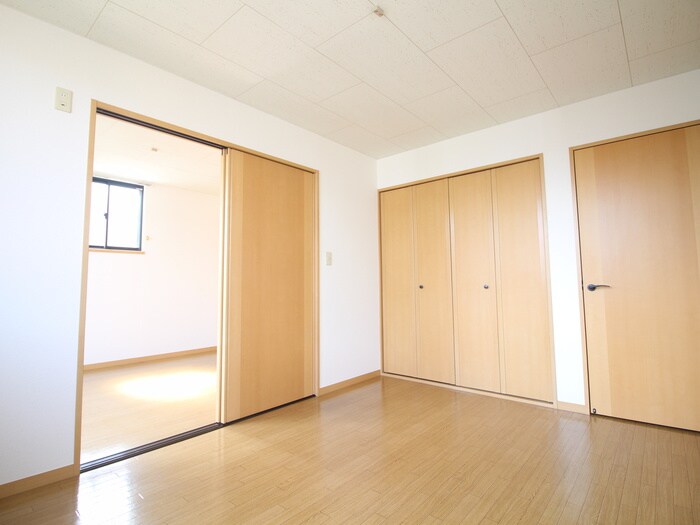 物件内観写真18　(居室)