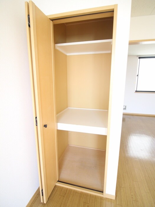 物件内観写真21　(収納)