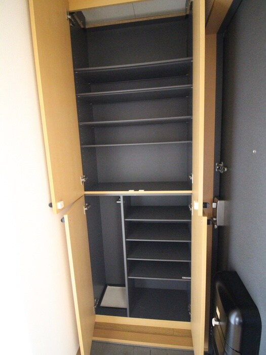 物件内観写真22　(靴箱)