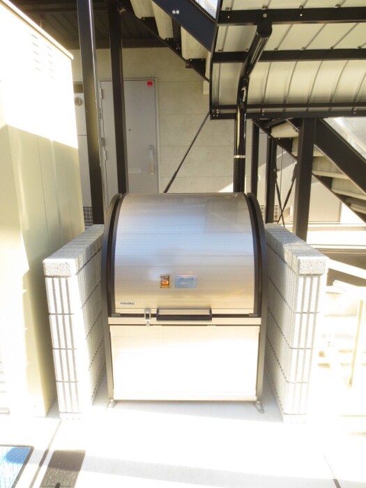 物件外観写真6　(建物設備)