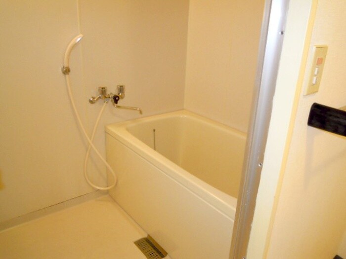物件内観写真12　(バス／シャワールーム等)