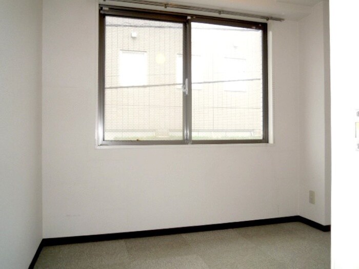 物件内観写真15　(居室)