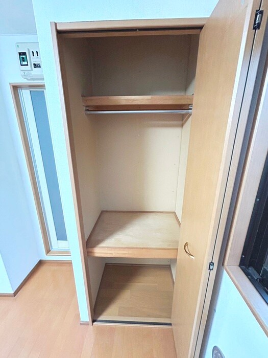物件内観写真13　(収納)