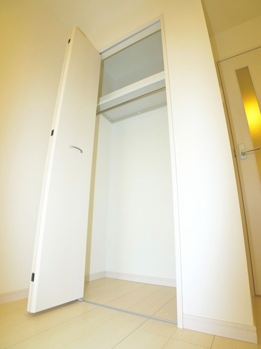 物件内観写真11　(収納)