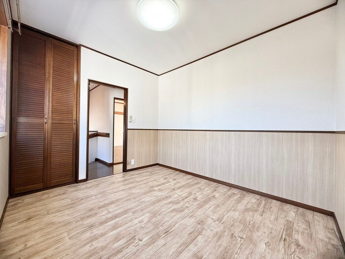 物件内観写真10　(居室)