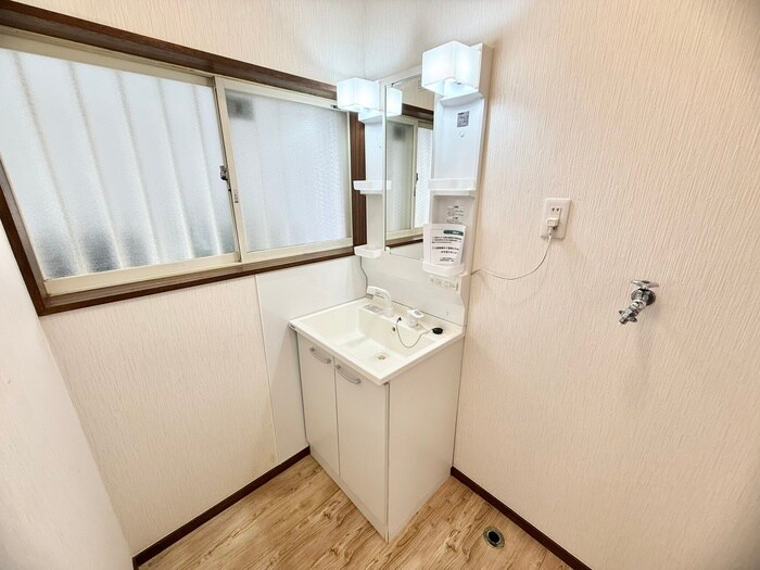 物件内観写真14　(洗面)