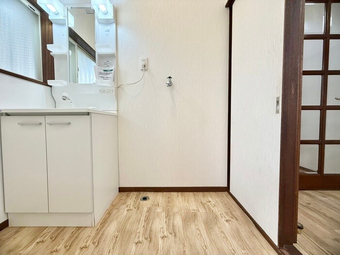 物件内観写真22　(洗濯機置場)