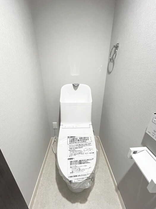 物件内観写真15　(トイレ)