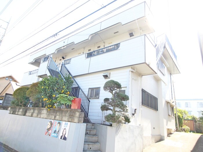 平山コ－ポの物件外観写真