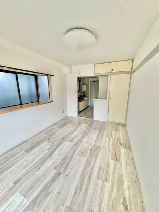 物件内観写真18　(廊下)