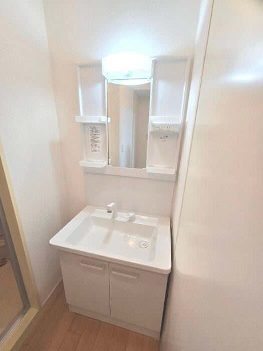 物件内観写真10　(洗面)