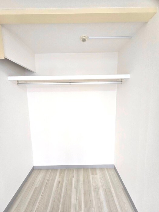 物件内観写真12　(収納)