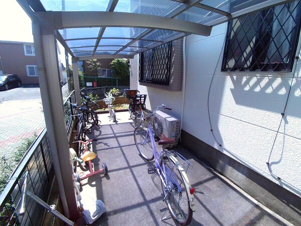 駐輪場