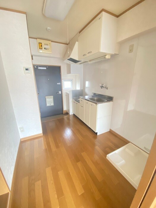 物件内観写真15　(廊下)